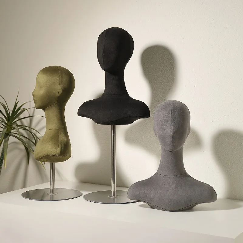 Accessoires de mannequin pour  - Body Jewelry In Store avis et prix