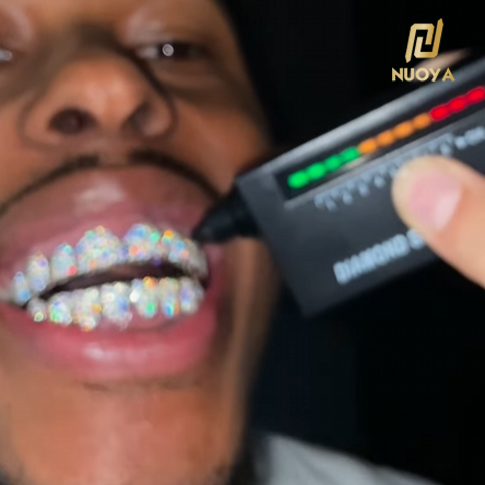 Grillz dentaires personnalisés - Body Jewelry High End avis et prix